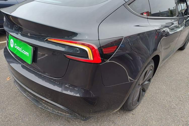Used Tesla Model 3 2023 Rear-Wheel-Drive Version Right Rear Taillight