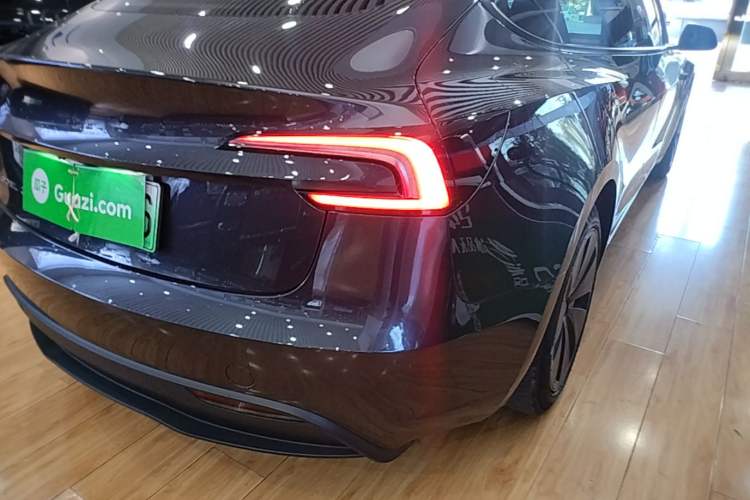 Used Tesla Model 3 2023 Rear-Wheel-Drive Version Right Rear Taillight