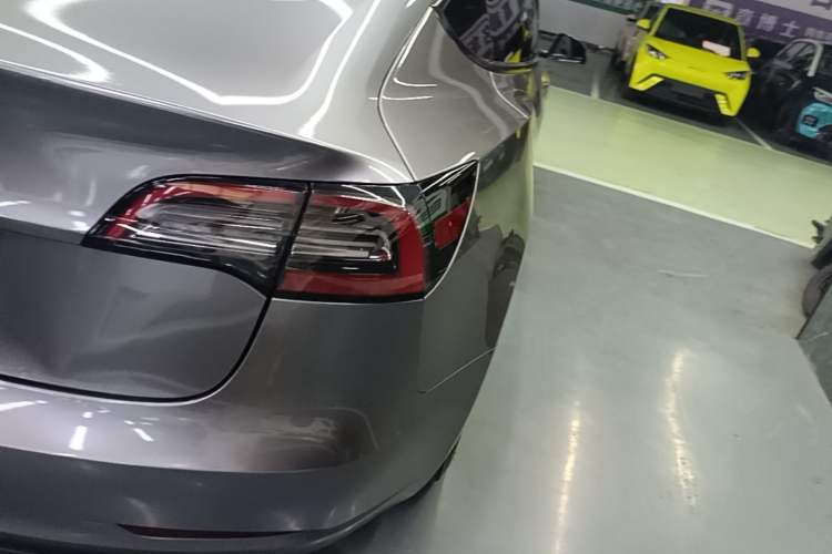 Used Tesla Model 3 2023 Rear-Wheel-Drive Version Right Rear Taillight