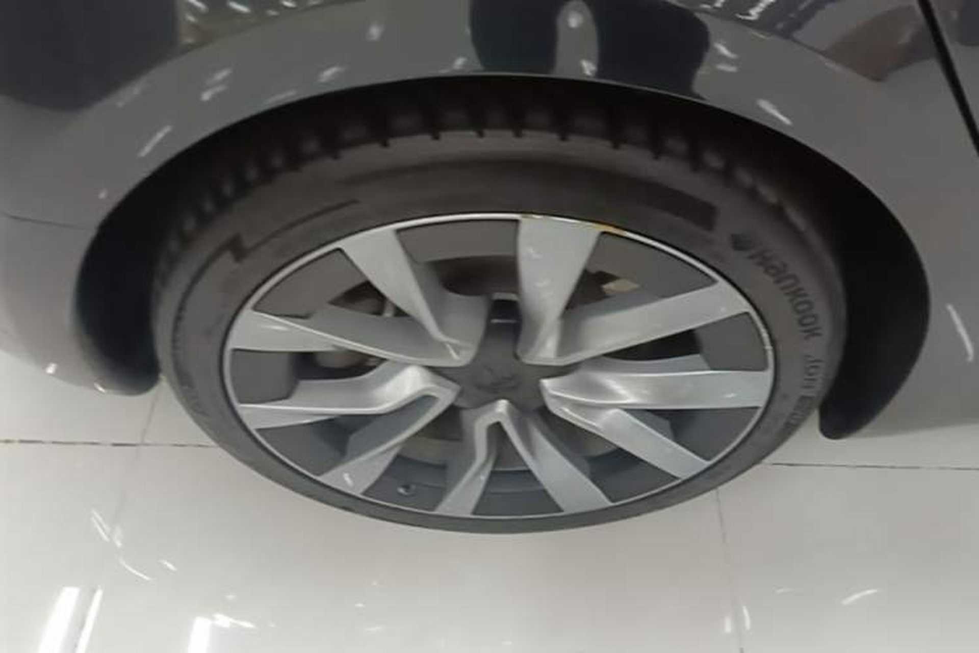 Used Tesla Model 3 2023 Rear-Wheel-Drive Version Right Rear Wheel Hub