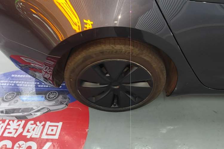 Used Tesla Model 3 2023 Long-Range All-Wheel-Drive Version Right Rear Wheel Hub