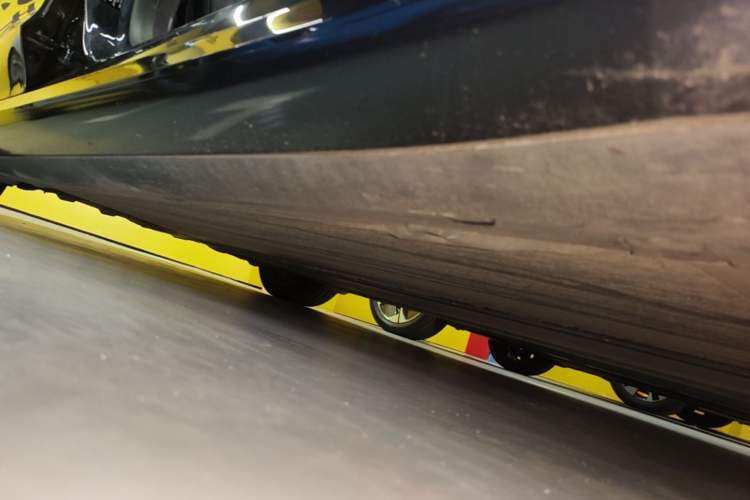 Used Tesla Model 3 2023 Rear-Wheel-Drive Version Right Side Sill
