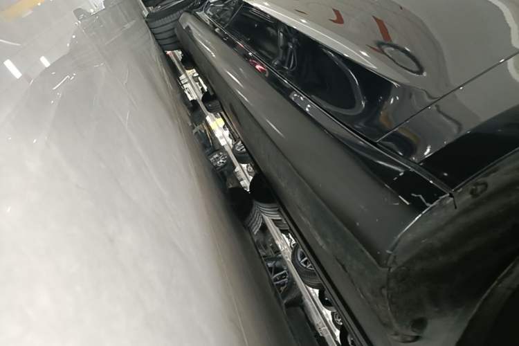 Used Tesla Model 3 2023 Rear-Wheel-Drive Version Right Side Sill