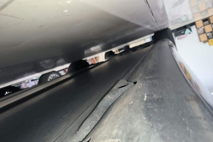 Used Tesla Model 3 2023 Rear-Wheel-Drive Version Right Side Sill