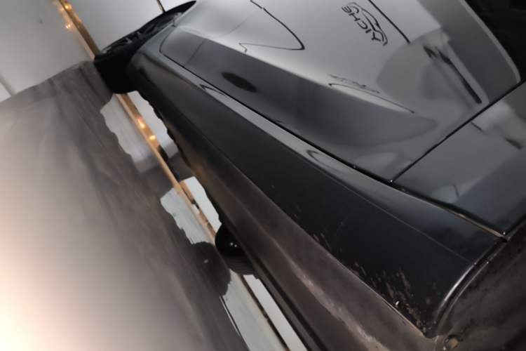 Used Tesla Model 3 2023 Rear-Wheel-Drive Version Right Side Sill