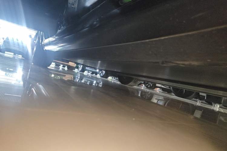 Used Tesla Model 3 2023 Rear-Wheel-Drive Version Right Side Sill