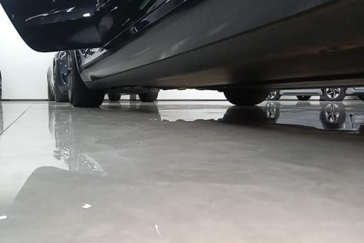 Used Tesla Model 3 2023 Rear-Wheel-Drive Version Right Side Sill