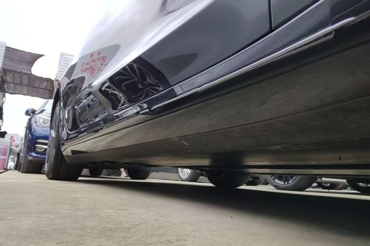 Used Tesla Model 3 2023 Rear-Wheel-Drive Version Right Side Sill