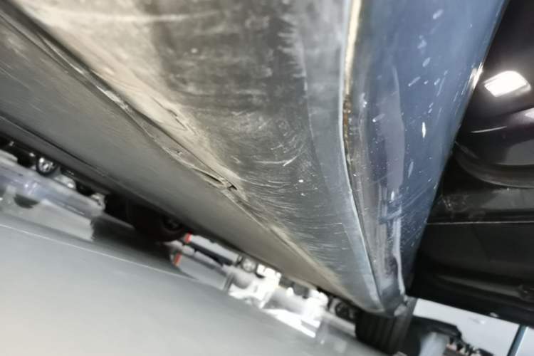 Used Tesla Model 3 2023 Rear-Wheel-Drive Version Right Side Sill