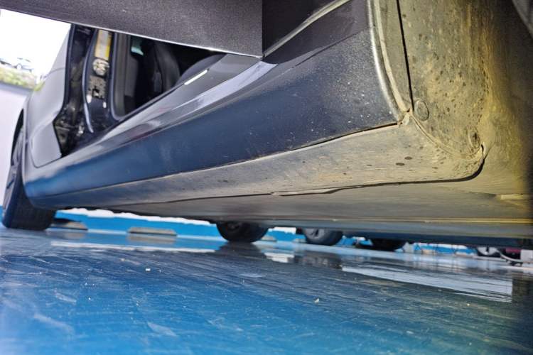 Used Tesla Model 3 2023 Rear-Wheel-Drive Version Right Side Sill