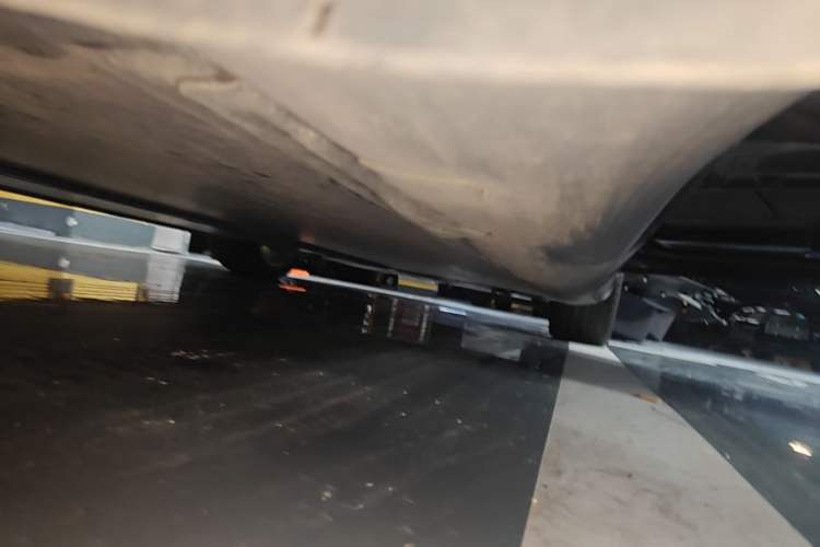 Used Tesla Model 3 2023 Rear-Wheel-Drive Version Right Side Sill
