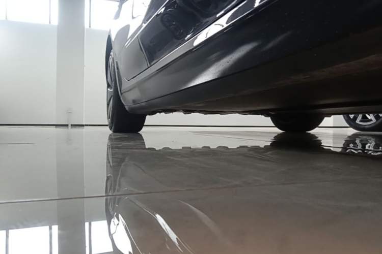 Used Tesla Model 3 2023 Rear-Wheel-Drive Version Right Side Sill