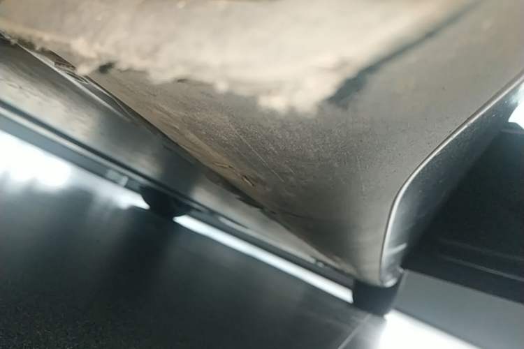 Used Tesla Model 3 2023 Long-Range All-Wheel-Drive Version Right Side Sill