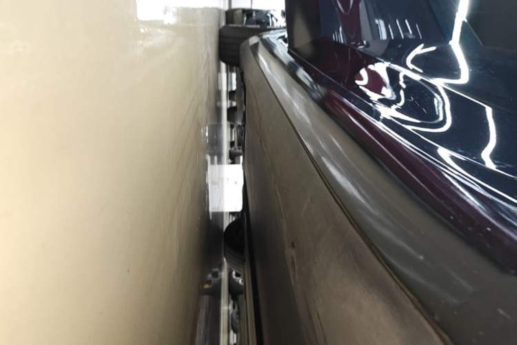 Used Tesla Model 3 2023 Rear-Wheel-Drive Version Right Side Sill