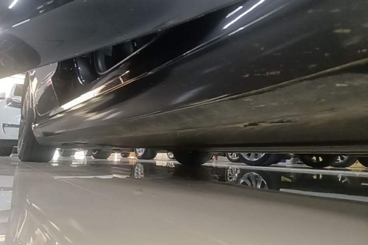 Used Tesla Model 3 2023 Rear-Wheel-Drive Version Right Side Sill