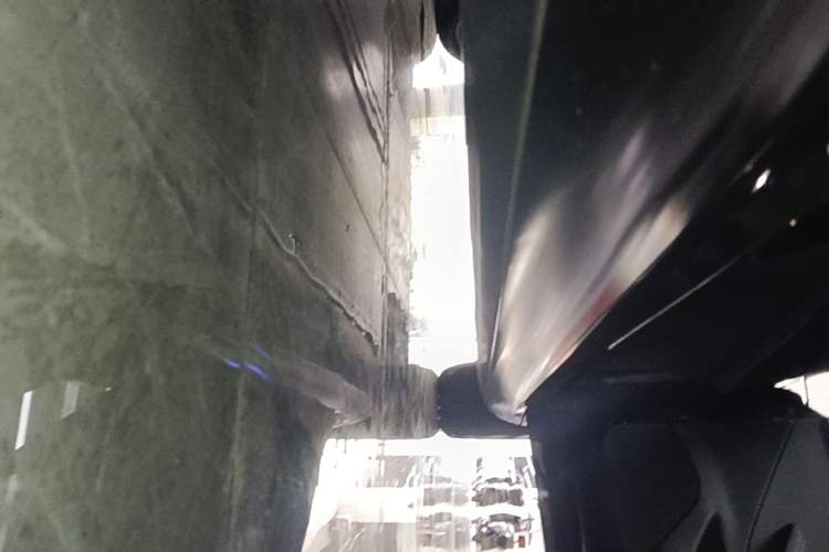 Used Tesla Model 3 2023 Rear-Wheel-Drive Version Right Side Sill