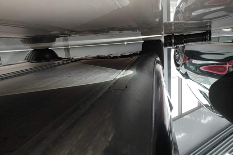 Used Tesla Model 3 2023 Rear-Wheel-Drive Version Right Side Sill