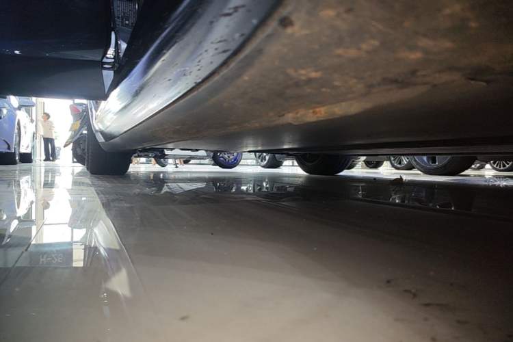 Used Tesla Model 3 2023 Rear-Wheel-Drive Version Right Side Sill