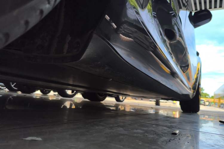 Used Tesla Model 3 2023 Rear-Wheel-Drive Version Right Side Sill