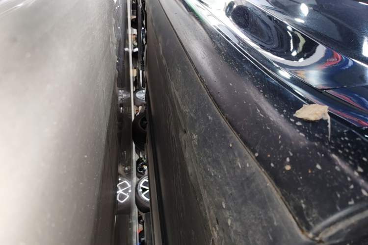Used Tesla Model 3 2023 Rear-Wheel-Drive Version Right Side Sill