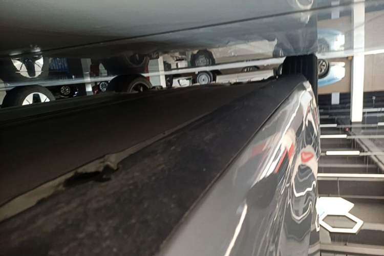 Used Tesla Model 3 2023 Rear-Wheel-Drive Version Right Side Sill