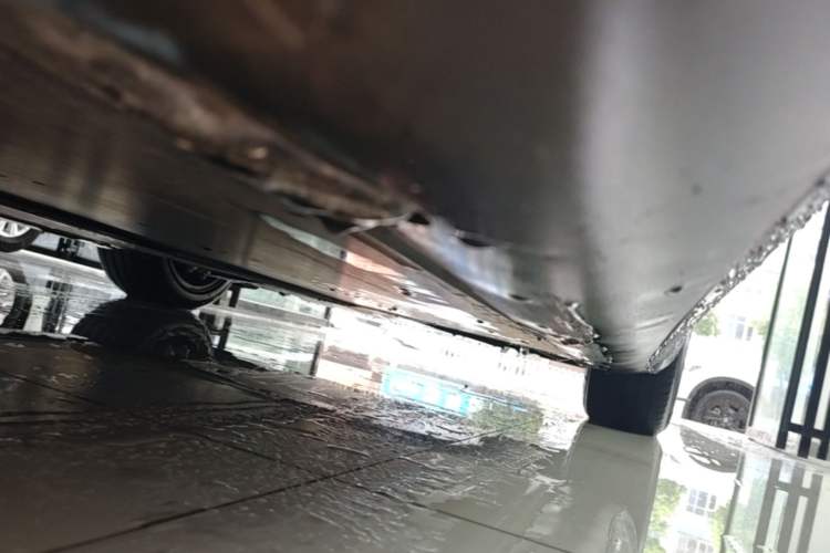 Used Tesla Model 3 2023 Rear-Wheel-Drive Version Right Side Sill