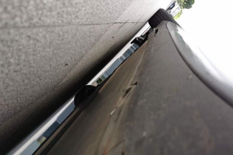 Used Tesla Model 3 2023 Rear-Wheel-Drive Version Right Side Sill