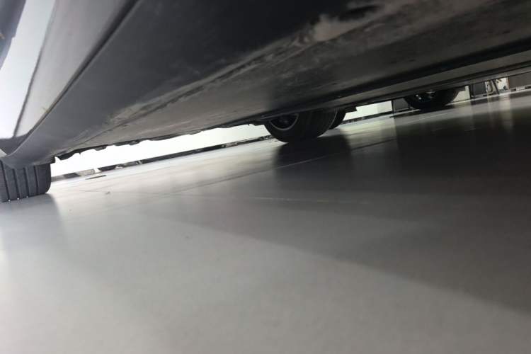 Used Tesla Model 3 2023 Rear-Wheel-Drive Version Right Side Sill
