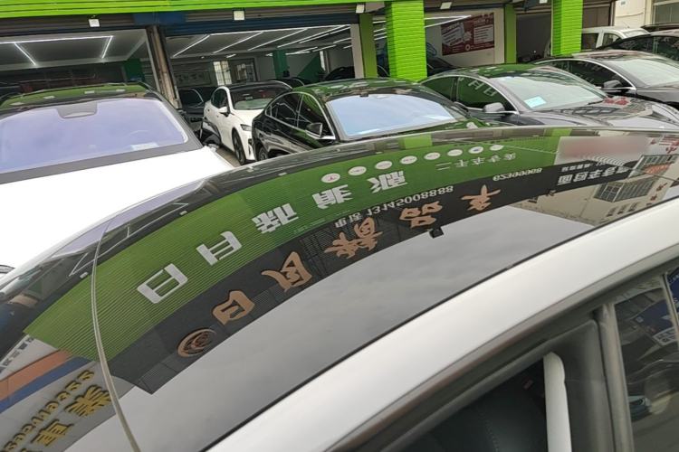 Used Tesla Model 3 2023 Long-Range All-Wheel-Drive Version Roof