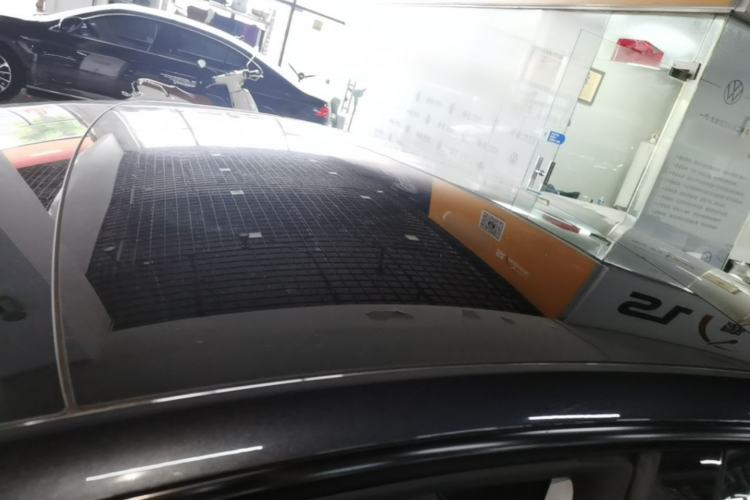 Used Tesla Model 3 2023 Rear-Wheel-Drive Version Roof