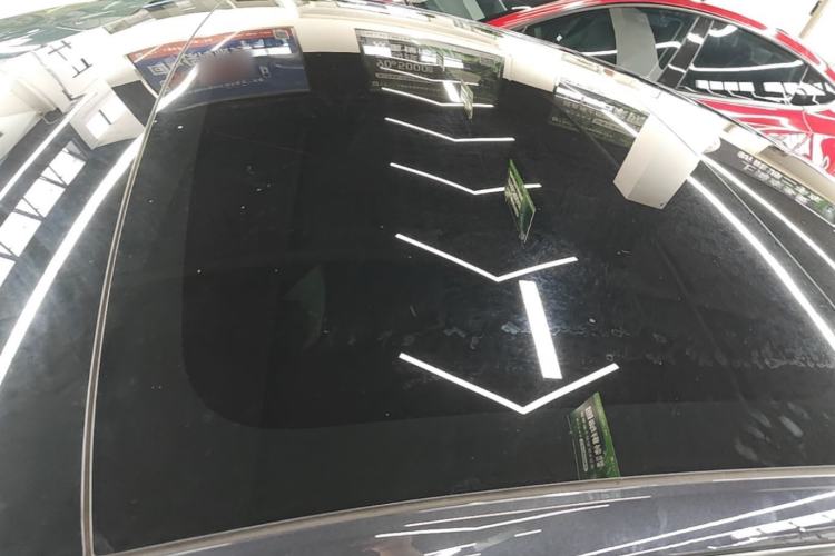 Used Tesla Model 3 2023 Rear-Wheel-Drive Version Roof