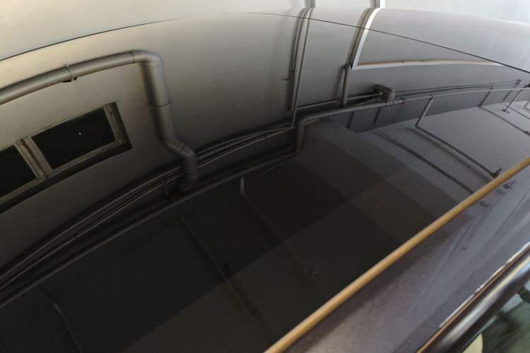 Used Tesla Model 3 2023 Rear-Wheel-Drive Version Roof