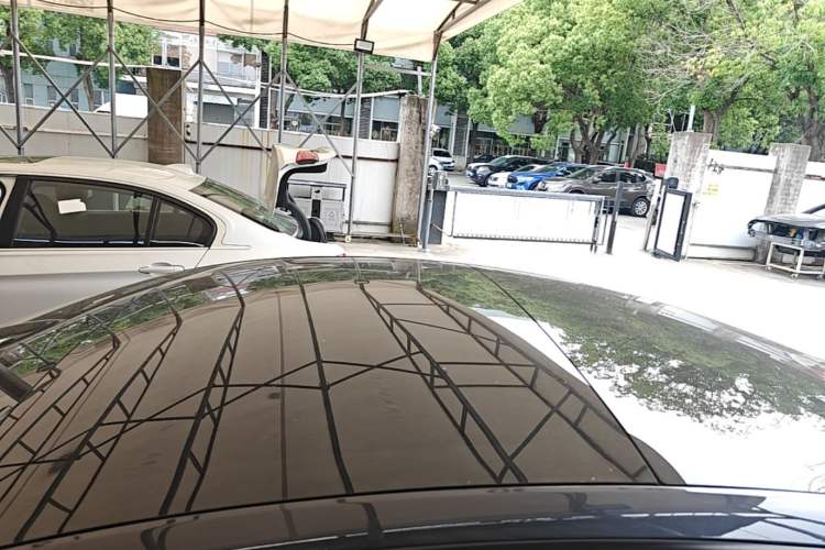 Used Tesla Model 3 2023 Rear-Wheel-Drive Version Roof