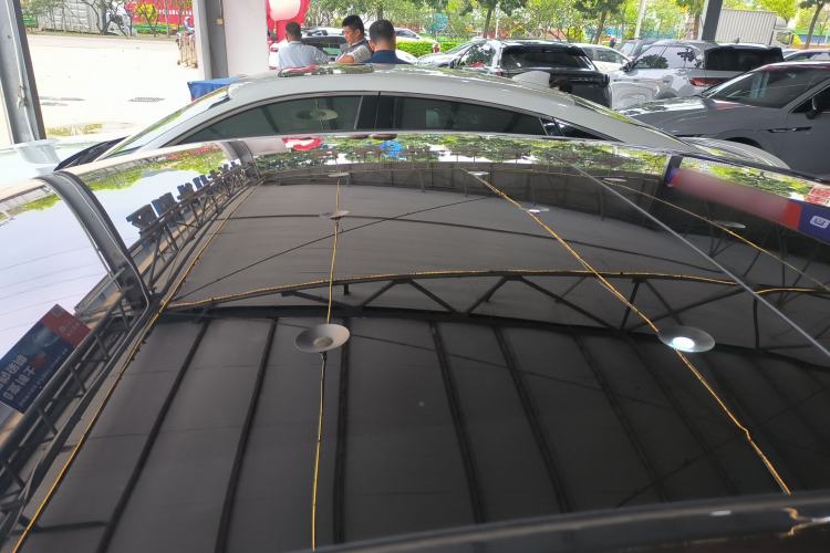 Used Tesla Model 3 2023 Rear-Wheel-Drive Version Roof