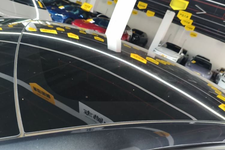 Used Tesla Model 3 2023 Rear-Wheel-Drive Version Roof