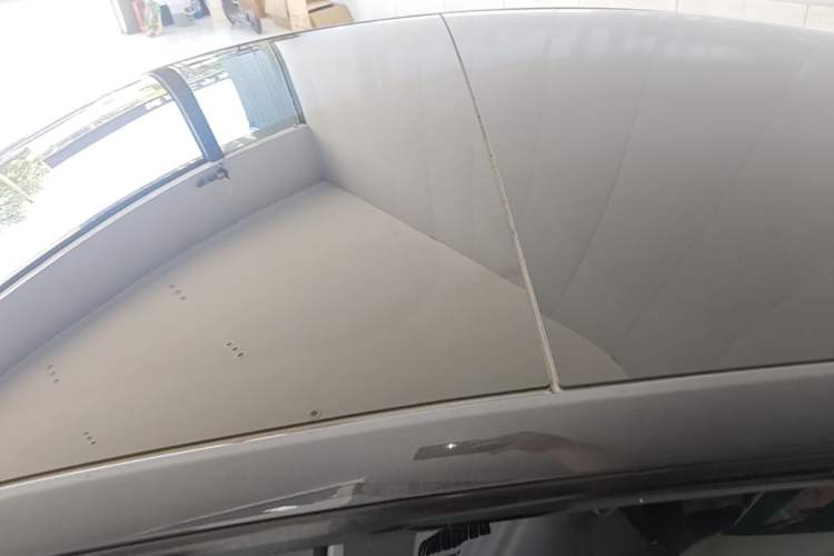 Used Tesla Model 3 2023 Rear-Wheel-Drive Version Roof