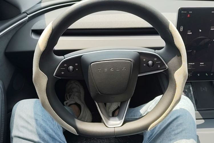 Used Tesla Model 3 2023 Long-Range All-Wheel-Drive Version Steering Wheel