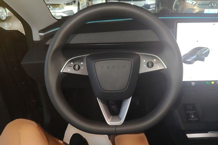 Used Tesla Model 3 2023 Rear-Wheel-Drive Version Steering Wheel
