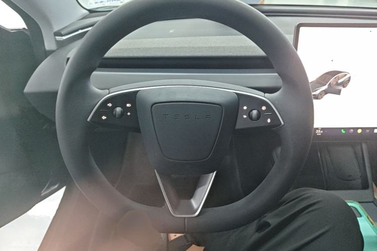 Used Tesla Model 3 2023 Rear-Wheel-Drive Version Steering Wheel