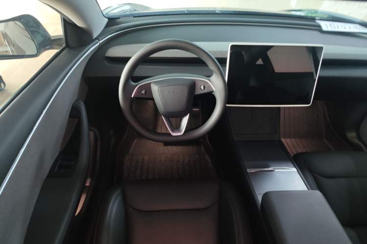 Used Tesla Model 3 2023 Rear-Wheel-Drive Version Steering Wheel