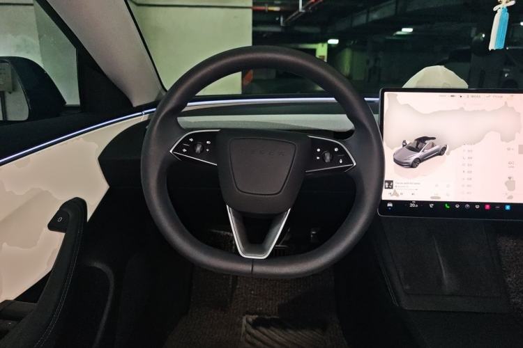 Used Tesla Model 3 2023 Rear-Wheel-Drive Version Steering Wheel