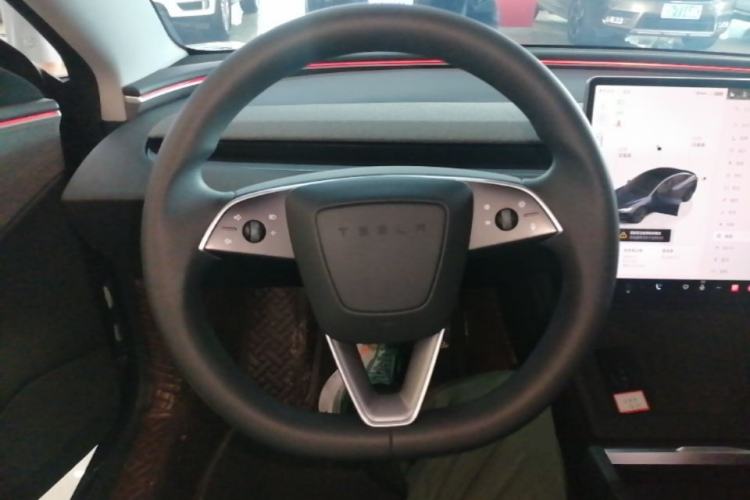 Used Tesla Model 3 2023 Rear-Wheel-Drive Version Steering Wheel