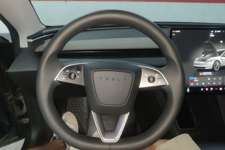 Used Tesla Model 3 2023 Long-Range All-Wheel-Drive Version Steering Wheel