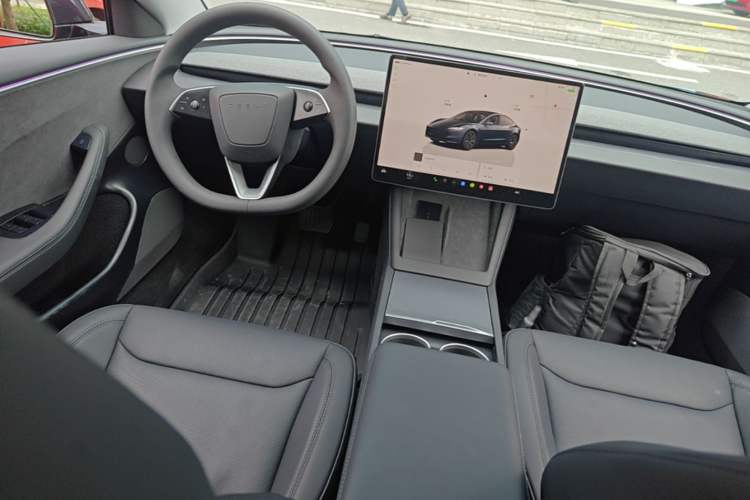 Used Tesla Model 3 2023 Long-Range All-Wheel-Drive Version Steering Wheel