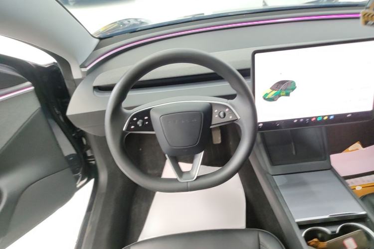 Used Tesla Model 3 2023 Rear-Wheel-Drive Version Steering Wheel