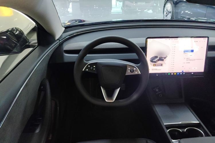 Used Tesla Model 3 2023 Long-Range All-Wheel-Drive Version Steering Wheel