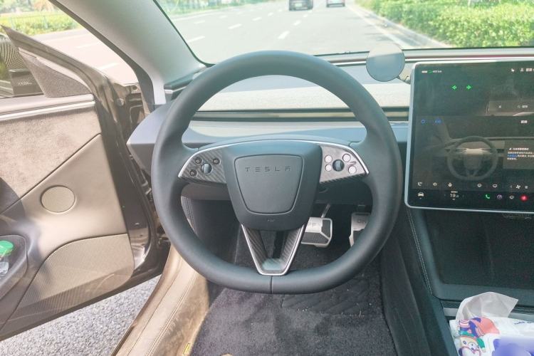 Used Tesla Model 3 2023 Long-Range All-Wheel-Drive Version Steering Wheel