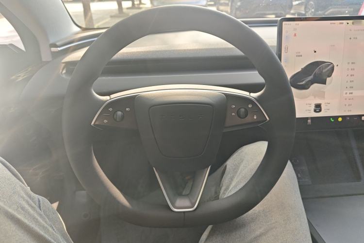 Used Tesla Model 3 2023 Rear-Wheel-Drive Version Steering Wheel