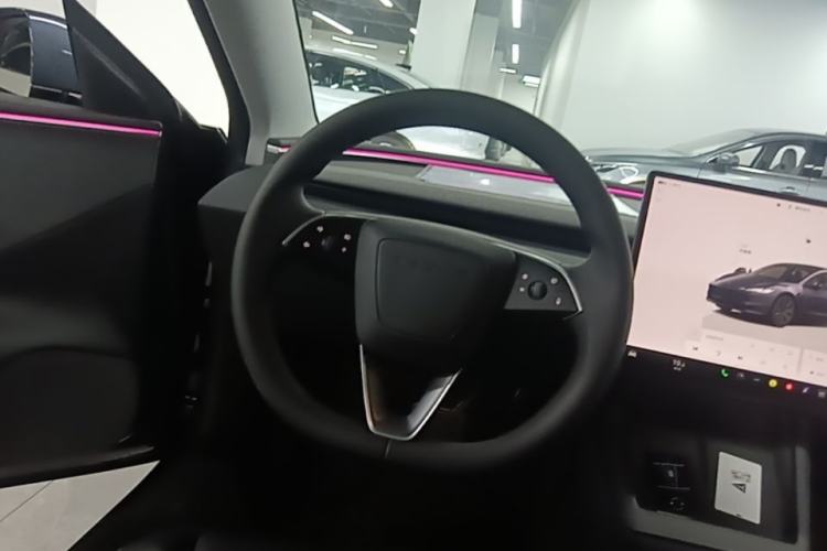Used Tesla Model 3 2023 Rear-Wheel-Drive Version Steering Wheel