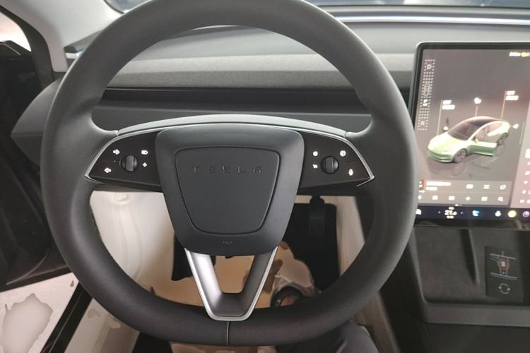 Used Tesla Model 3 2023 Rear-Wheel-Drive Version Steering Wheel